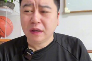 杰伦布朗中国行突袭东单野球场 大战铁杆球迷！